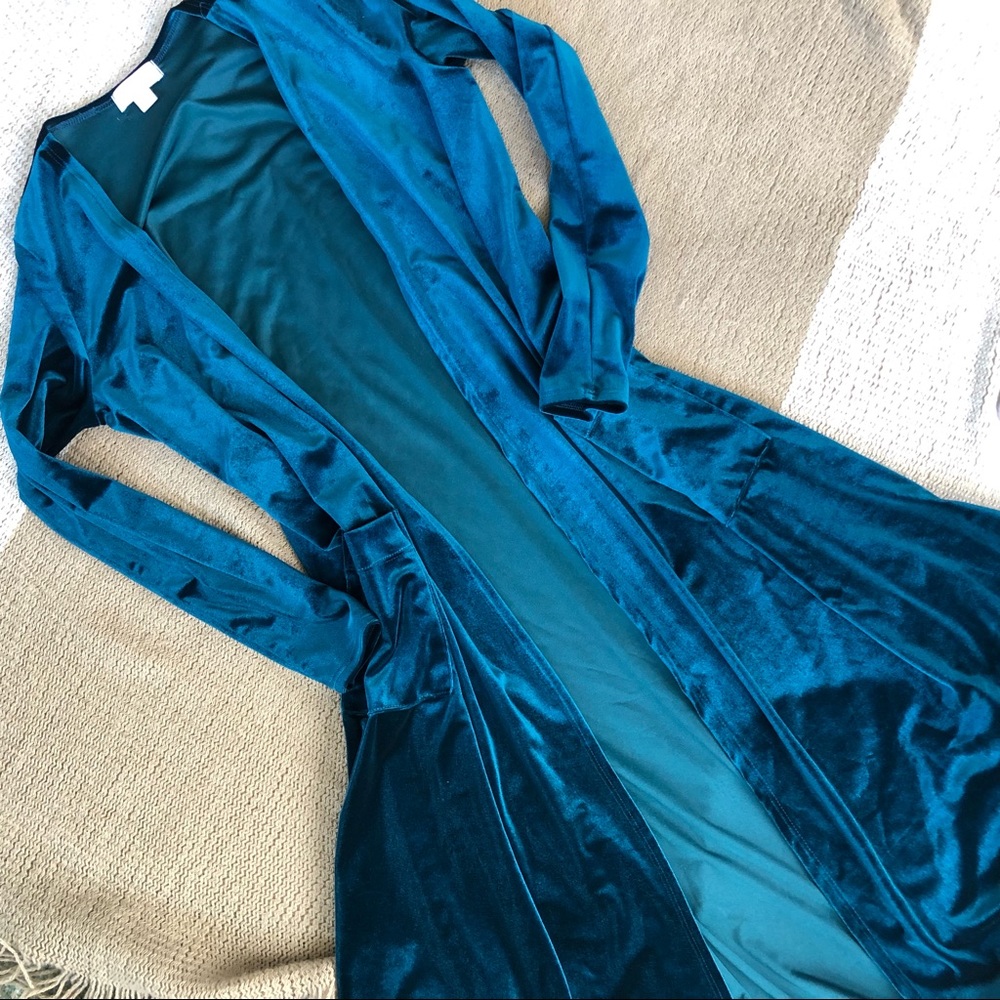 Small Velvet LuLaRoe Sarah